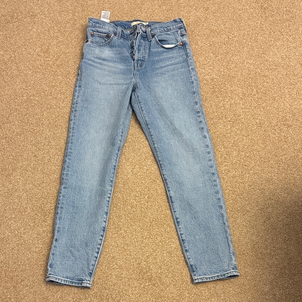 Classic Blue Levi’s Wedgie Women's Jeans